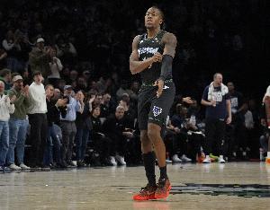 道苏姆单场40+且命中率75%+且100%命中率进5+三分10+罚球 NBA首人