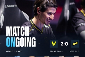 ropz&火仔极致兜底 NAVI被锁11分 小蜜蜂赢下图二拿赛点